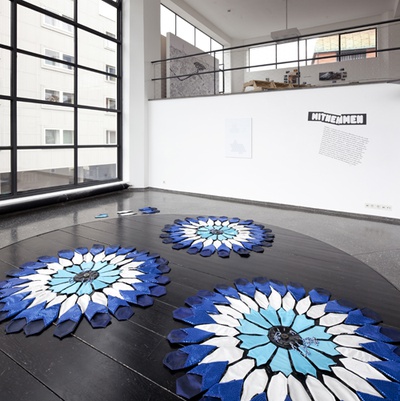 Azra Aksamija: Flocking Mosque – Blick in die Ausstellung