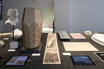 Blick in die Ausstellung „Snøhetta: Relations“ im aut, „Snøhetta and friends – details of collaborations“