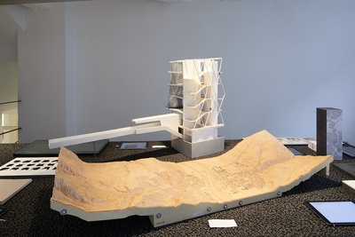 Blick in die Ausstellung „Snøhetta: Relations“ im aut, „Snøhetta and friends – details of collaborations“