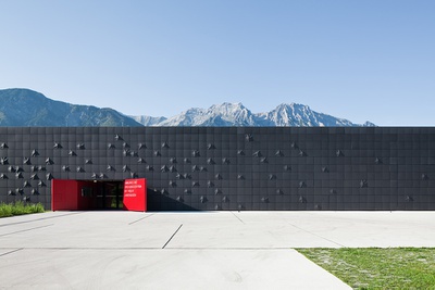 Lobende Erwähnung des Landes Tirol für Neues Bauen 2018: Sammlungs- und Forschungszentrum der Tiroler Landesmuseen, Hall in Tirol, 2014 – 2016 (Architektur: Franz&Sue)