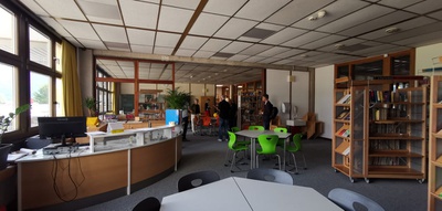 "Bildung braucht Raum" – Eine Bus-Tour mit Hannes Wiesflecker nach St. Johann und Kufstein