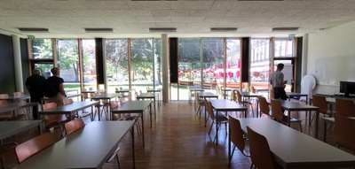 "Bildung braucht Raum" – Eine Bus-Tour mit Hannes Wiesflecker nach St. Johann und Kufstein