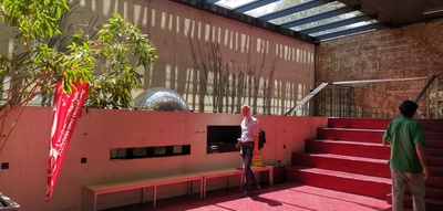 "Bildung braucht Raum" – Eine Bus-Tour mit Hannes Wiesflecker nach St. Johann und Kufstein