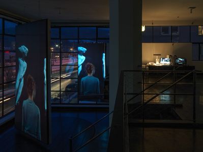 Blick in die Ausstellung im aut mit Installation "INTRA SPACE"