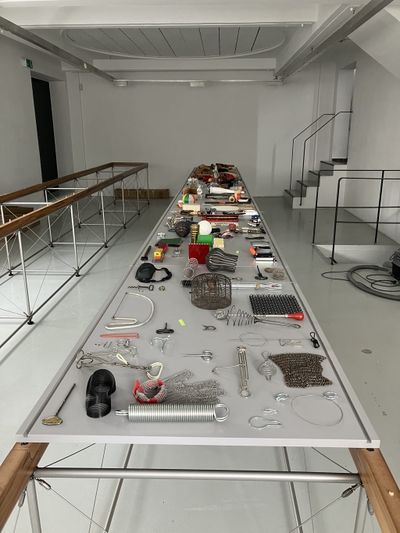 Aufbau der Ausstellung "No Name Design"