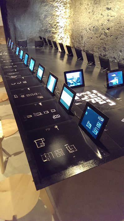 Ausstellung "Haeuser" in Fliess