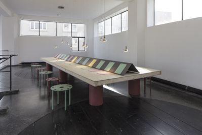 Blick in die Ausstellung "Italomodern 2" im aut