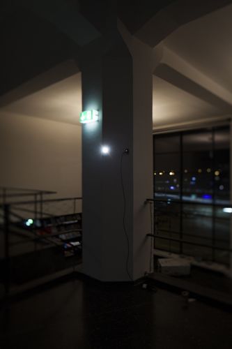 Blick in die Ausstellung "Rens Veltman: Infra und Ultra oder Colonise the Dark"