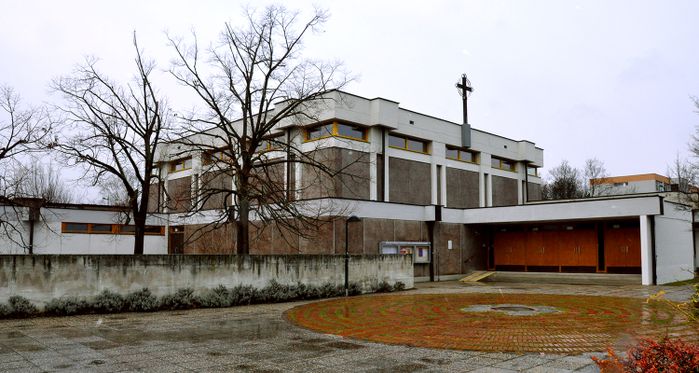 "Südstadt, Pfarrkirche" - Maria Enzersdorf, Arch. Hannes Lintl und Gerhard Düh, 1970