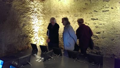 Ausstellung "Haeuser" in Fliess