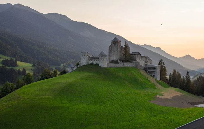 Auszeichnung des Landes Tirol für Neues Bauen 2022: Burg Heinfels, Revitalisierung, Heinfels, 2015 – 2020 (Architektur: Gerhard Mitterberger)