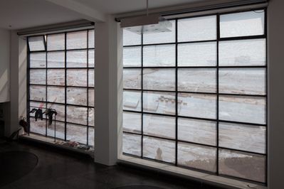 Blick in die Ausstellung "Dietmar Feichtinger: Wege und Orte" im aut