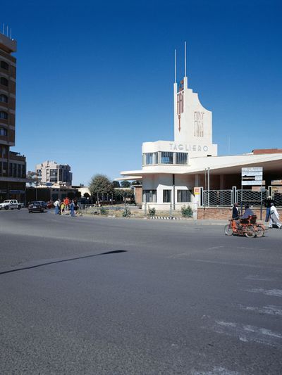 Tankstelle Fiat Tagliero, Architektur: Giuseppe Petazzi, 1938