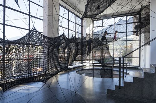Blick in die Ausstellung "Numen/For Use: Out of Balance" im aut