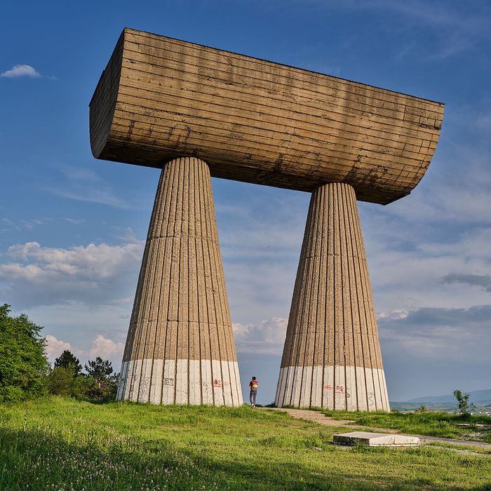 Monument für die gefallenen Bergarbeiter, Mitrovica, Bogdan Bogdanović, 1973