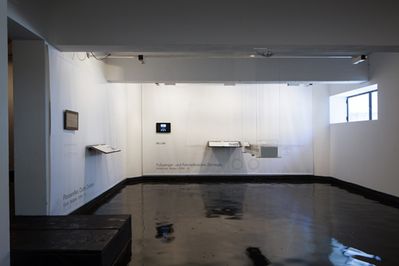 Blick in die Ausstellung "Dietmar Feichtinger: Wege und Orte" im aut