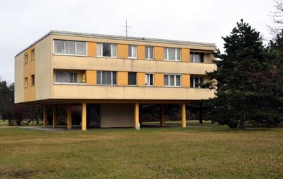 "Südstadt, Stelzenhaus" - Maria Enzersdorf, Generalplanung: Gustav Peichl, Wilhelm Hubatsch und Franz Kiener, 1960-1976