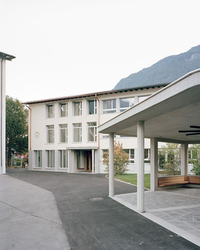 Erweiterung Schulhaus Hagen, Altdorf. Architektur: knüselleibundgut architektur gmbh