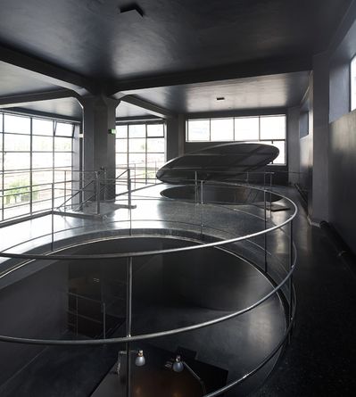 LOOSE ENDS – Blick in die Ausstellung im  aut . 
Foto: © Günter Richard Wett