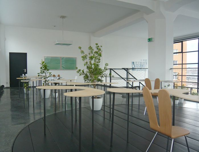 Blick in die Ausstellung im aut