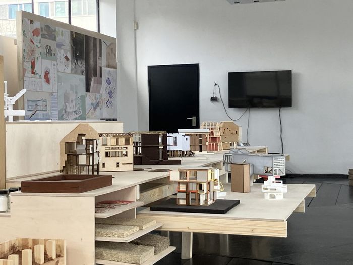 Ausstellung "ZENZI – Zentrum für zirkuläres und nach­haltiges Bauen" im aut