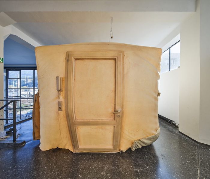 Installation "Numen / For Use: Negative Space" im aut